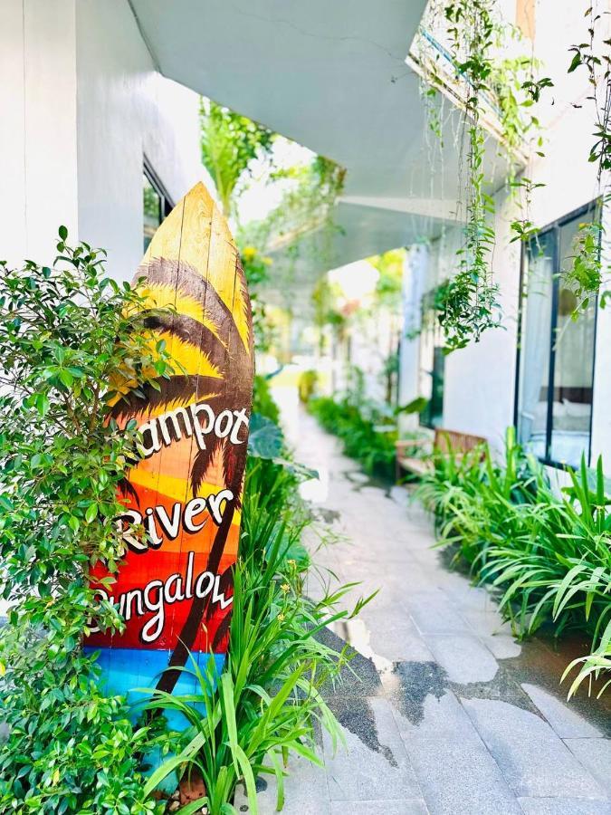 Hotel Kampot River Bungalow By Mama Exterior foto